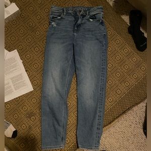 American Eagle mom jeans